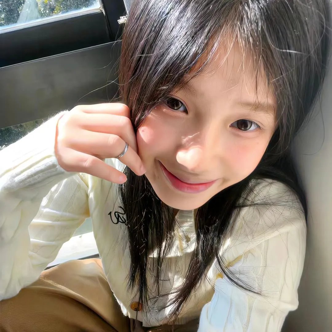 签到万年开局就被妹妹直播曝光