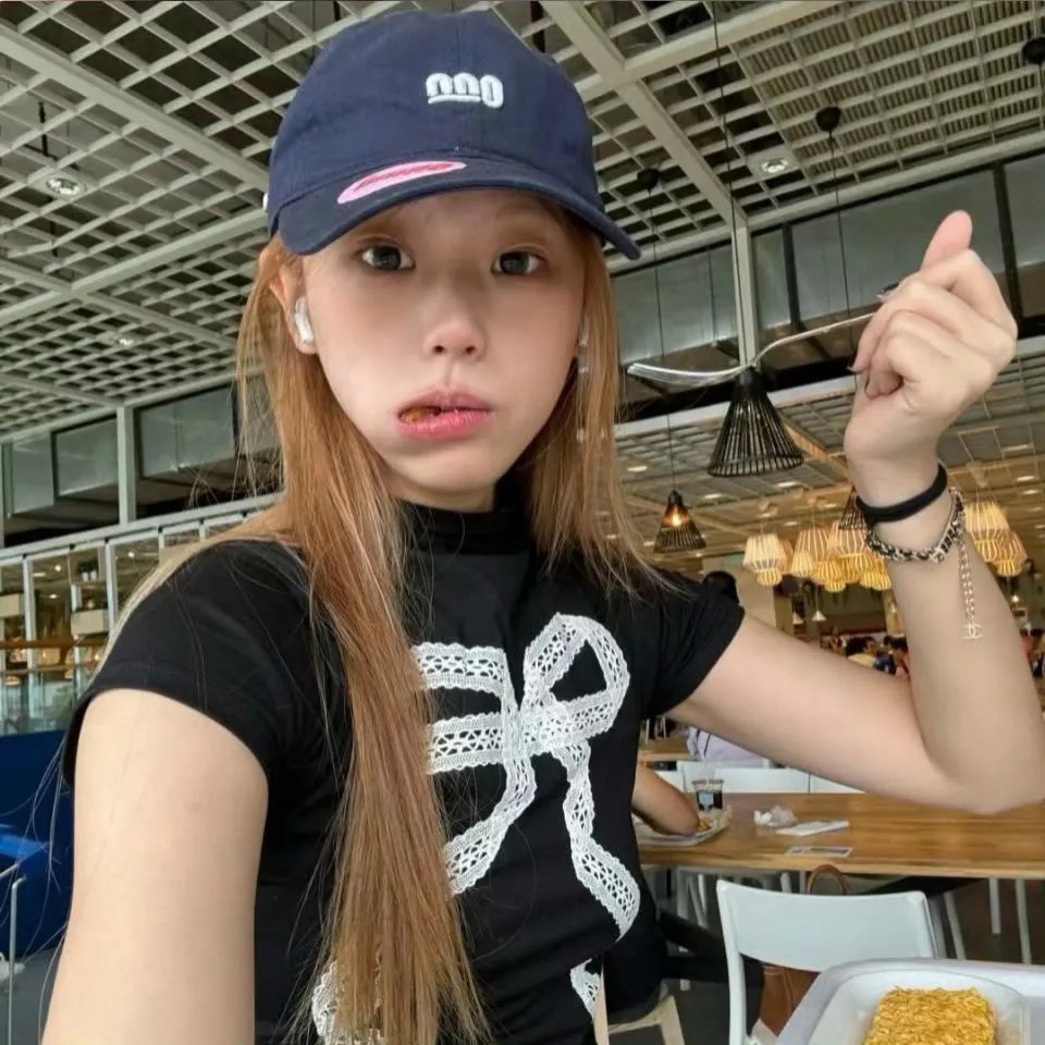 假冒女团